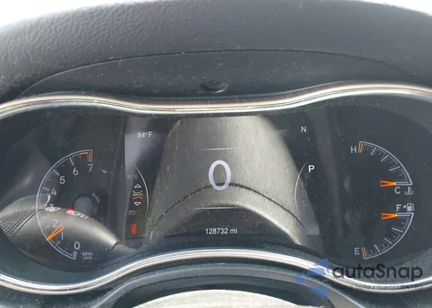 2015 Jeep Grand Cherokee Laredo from USA, damaged, VIN 1C4RJFAGXFC747048